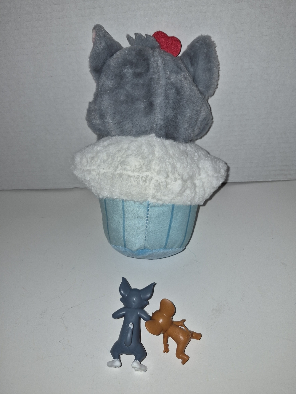 Tom and Jerry Plush Toy & Mini Figurines Lot - Picture 4 of 4
